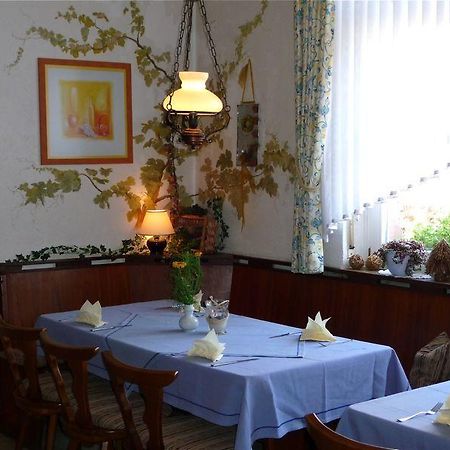 Gasthof Krone Monchberg  Luaran gambar